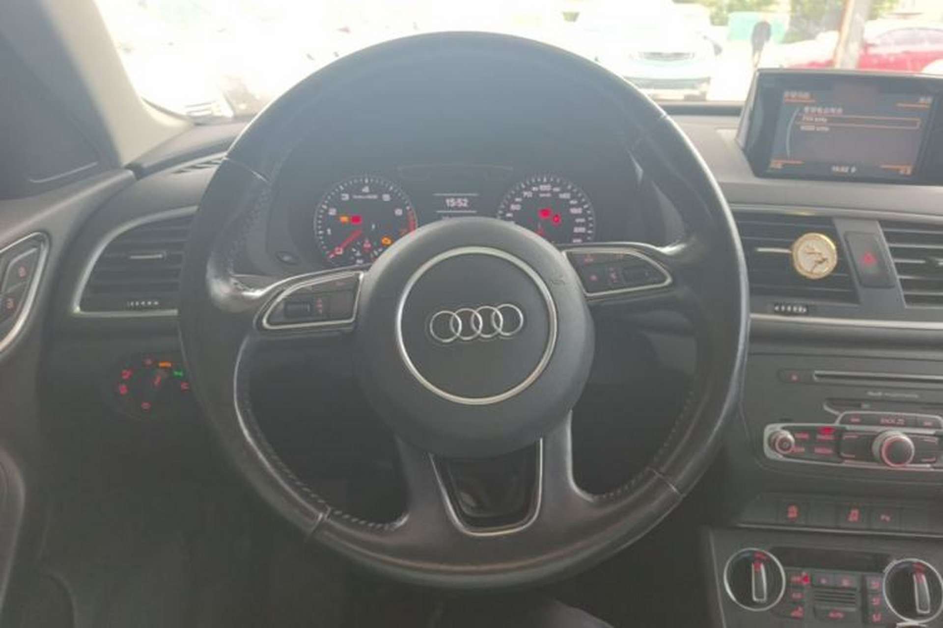 Used Audi Q3 2017 30 TFSI Fashion Model Steering Wheel
