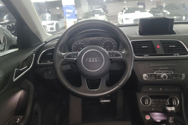 Used Audi Q3 2017 35 TFSI Sport Edition Steering Wheel