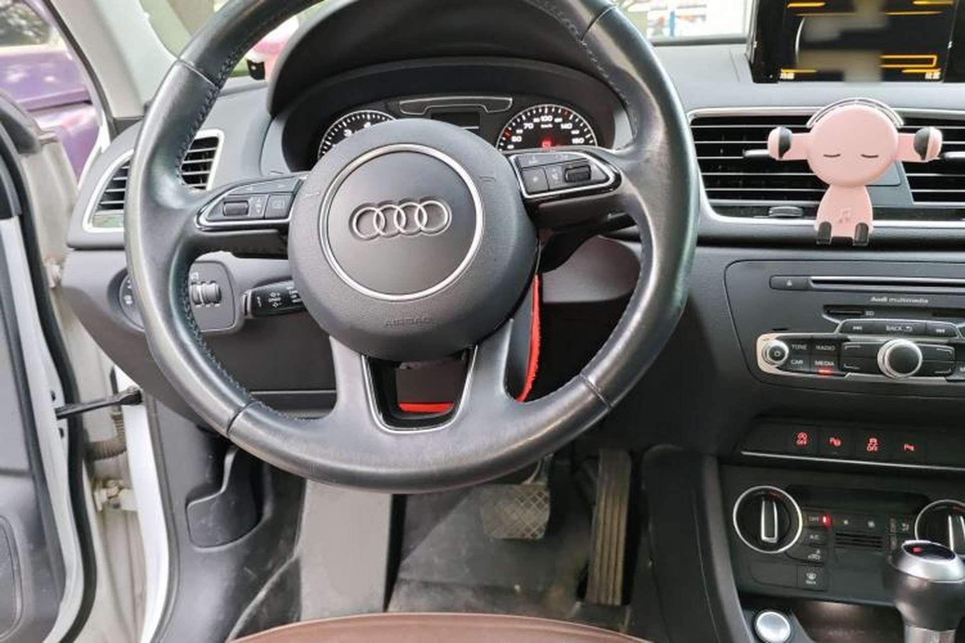 Used Audi Q3 2017 30 TFSI Fashion Model Steering Wheel