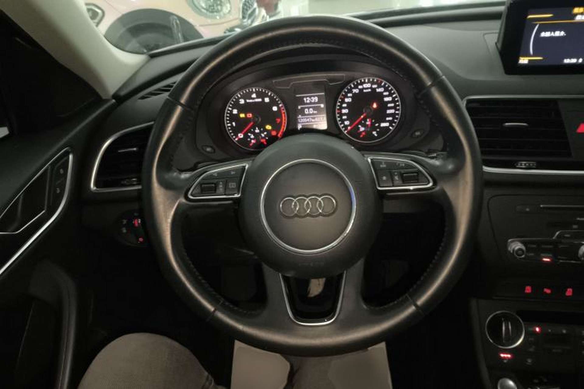 Used Audi Q3 2017 30 TFSI Fashion Model Steering Wheel