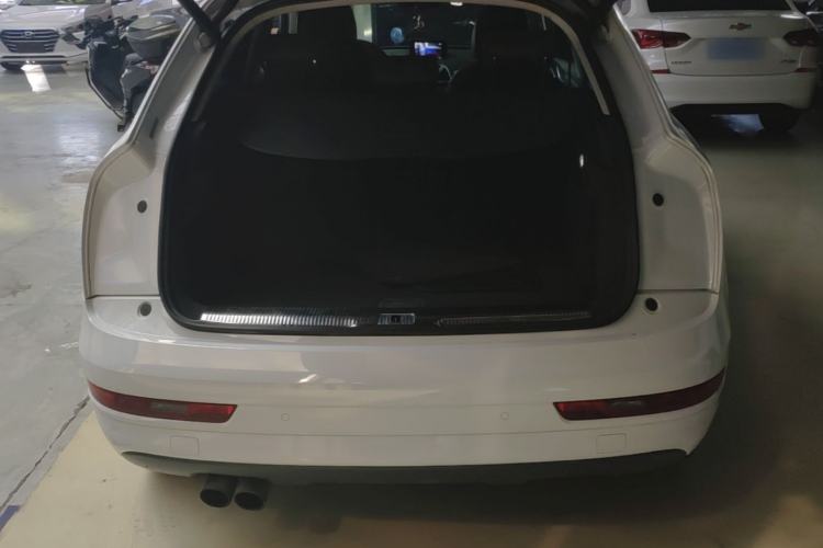 Used Audi Q3 2017 35 TFSI Fashion Model Trunk
