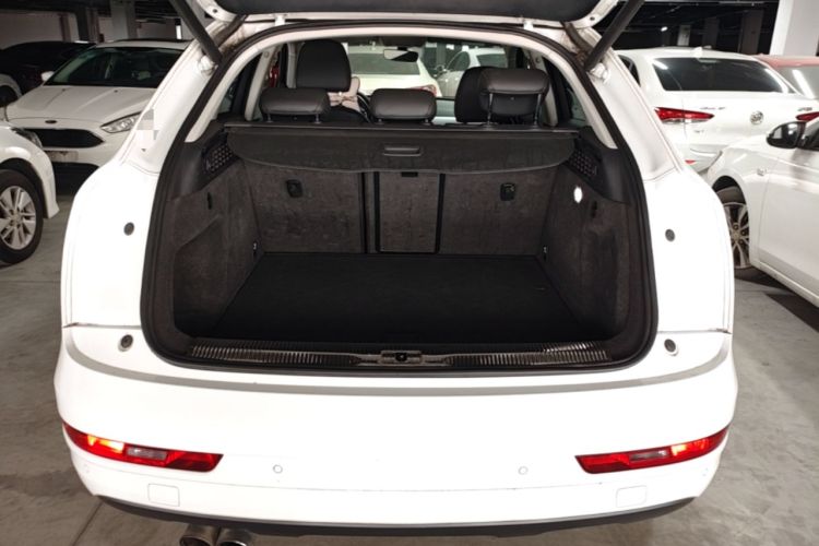 Used Audi Q3 2017 30 TFSI Fashion Model Trunk