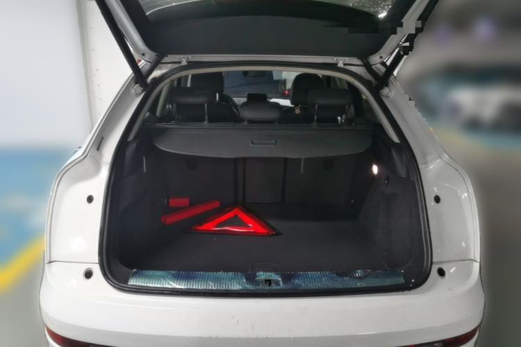 Used Audi Q3 2017 30 TFSI Fashion Model Trunk