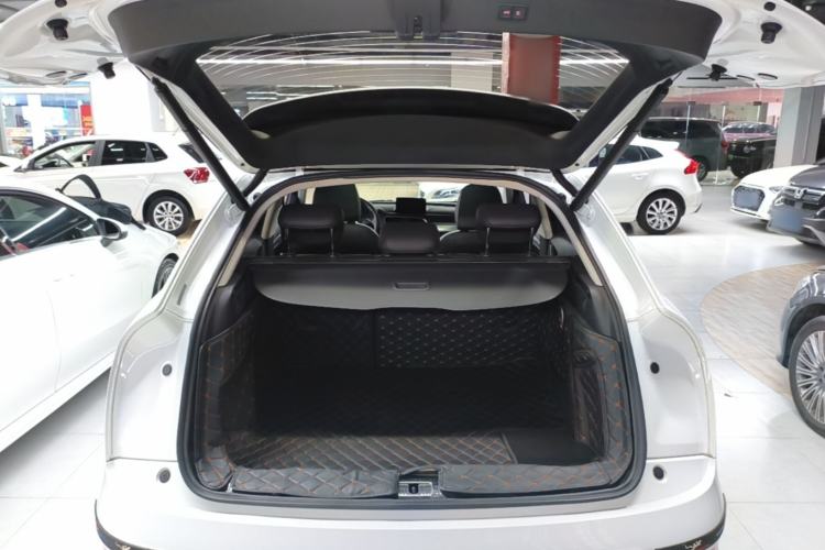 Used Audi Q3 2017 30 TFSI Fashion Model Trunk