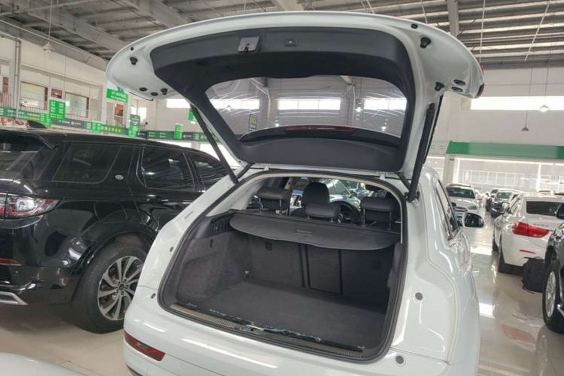 Used Audi Q3 2017 30 TFSI Fashion Model Trunk