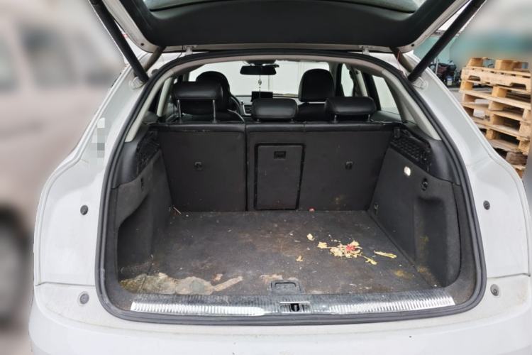 Used Audi Q3 2017 30 TFSI Fashion Model Trunk