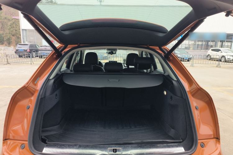Used Audi Q3 2017 35 TFSI Fashion Model Trunk