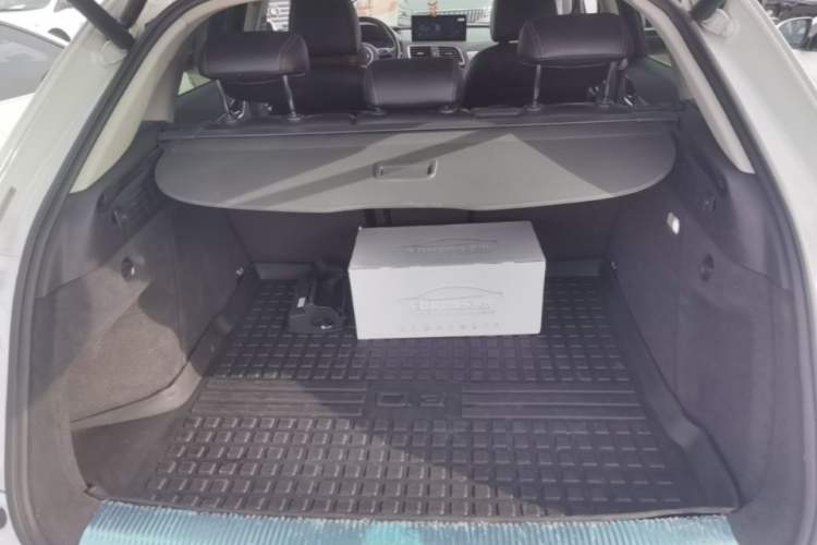 Used Audi Q3 2017 30 TFSI Fashion Model Trunk