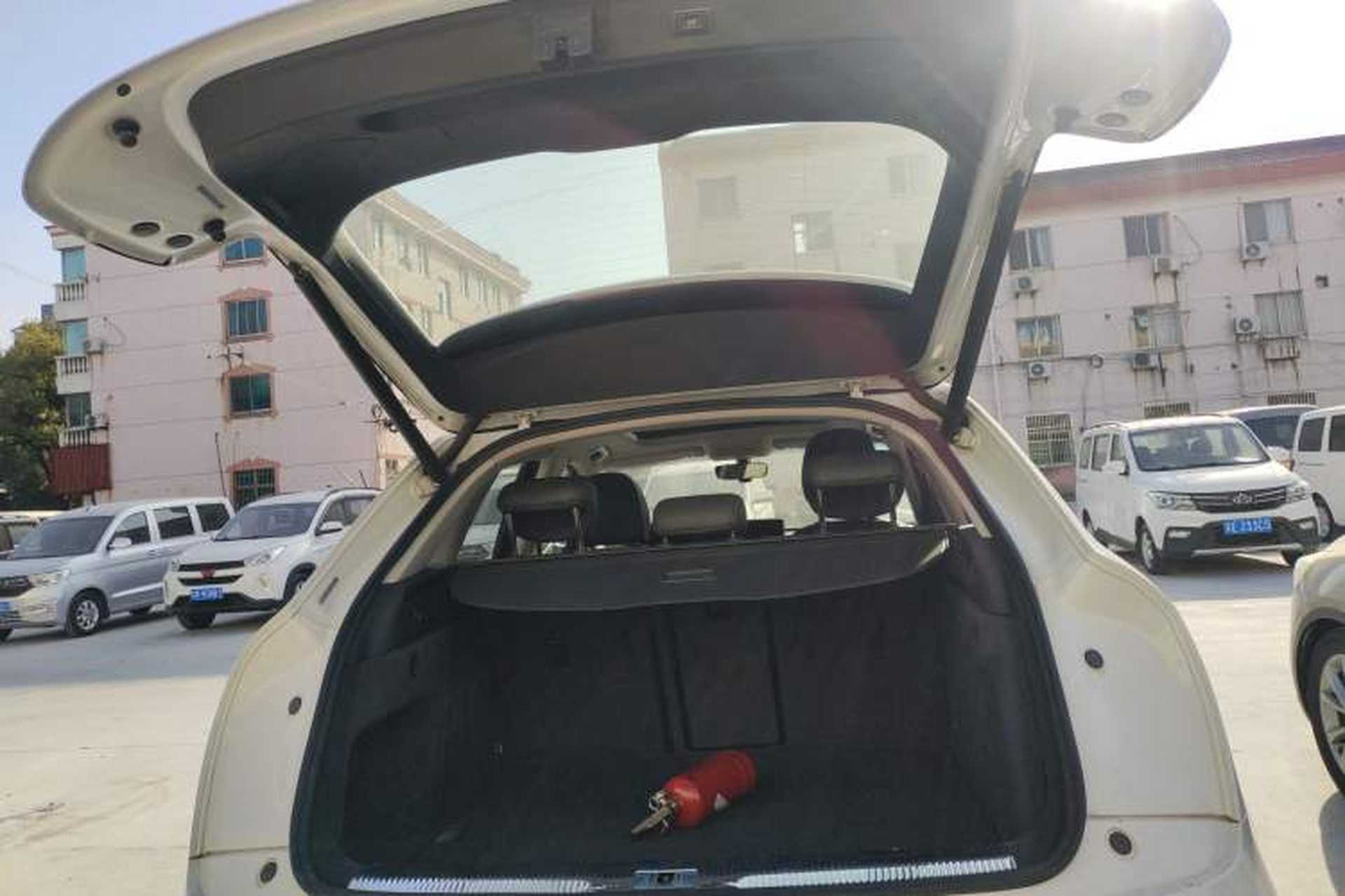 Used Audi Q3 2017 35 TFSI Fashion Model Trunk