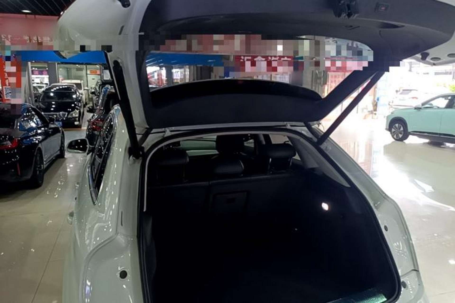 Used Audi Q3 2017 30 TFSI Fashion Model Trunk