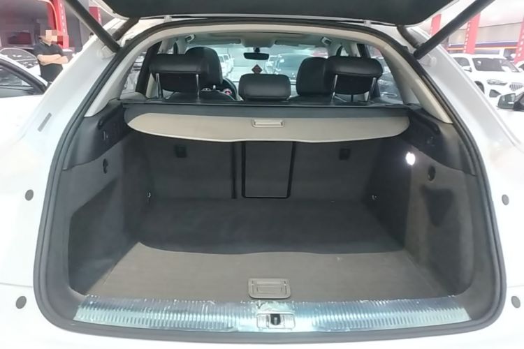 Used Audi Q3 2017 30 TFSI Fashion Model Trunk
