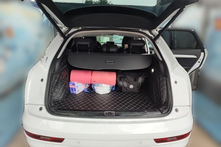 Used Audi Q3 2017 30 TFSI Fashion Model Trunk