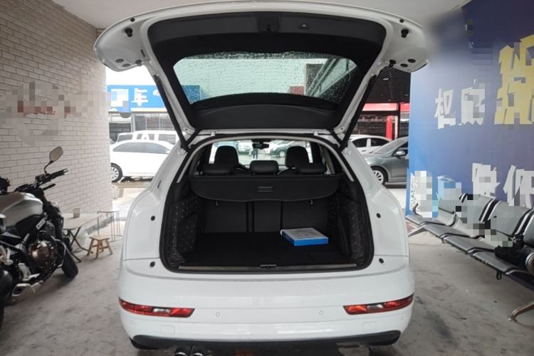 Used Audi Q3 2017 30 TFSI Fashion Model Trunk