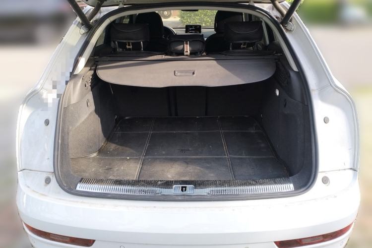 Used Audi Q3 2017 30 TFSI Fashion Model Trunk