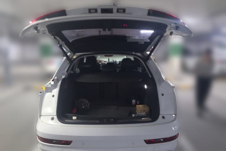 Used Audi Q3 2017 35 TFSI quattro all-wheel drive fashion model Trunk