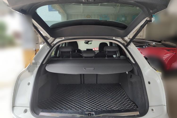 Used Audi Q3 2017 35 TFSI Fashion Model Trunk