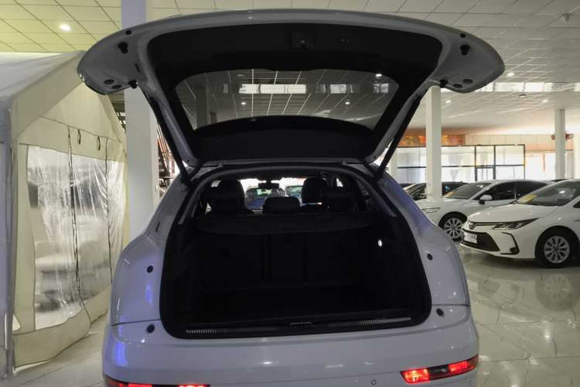 Used Audi Q3 2017 30 TFSI Fashion Model Trunk