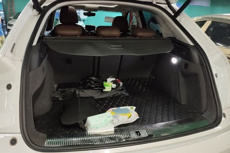 Used Audi Q3 2017 35 TFSI Style Edition Trunk