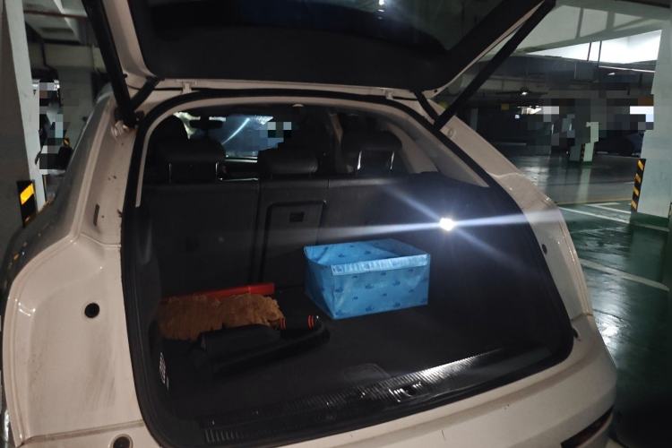 Used Audi Q3 2017 35 TFSI Fashion Model Trunk