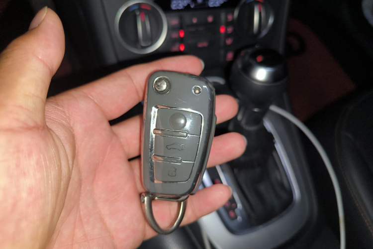 Used Audi Q3 2017 30 TFSI Fashion Model Vehicle Key