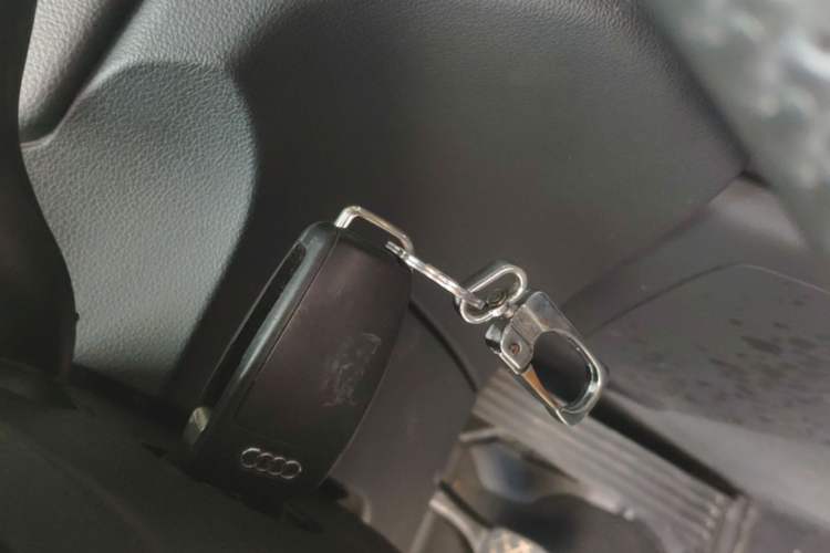 Used Audi Q3 2017 35 TFSI Fashion Model Vehicle Key
