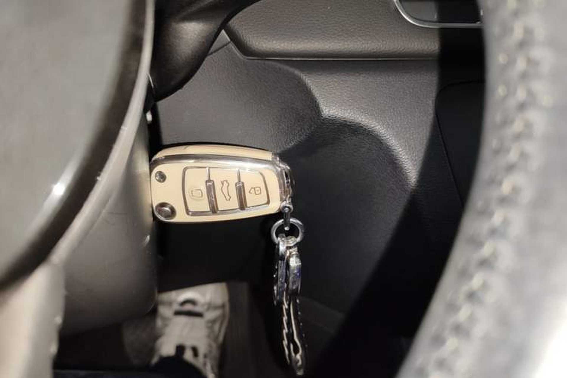 Used Audi Q3 2017 30 TFSI Fashion Model Vehicle Key