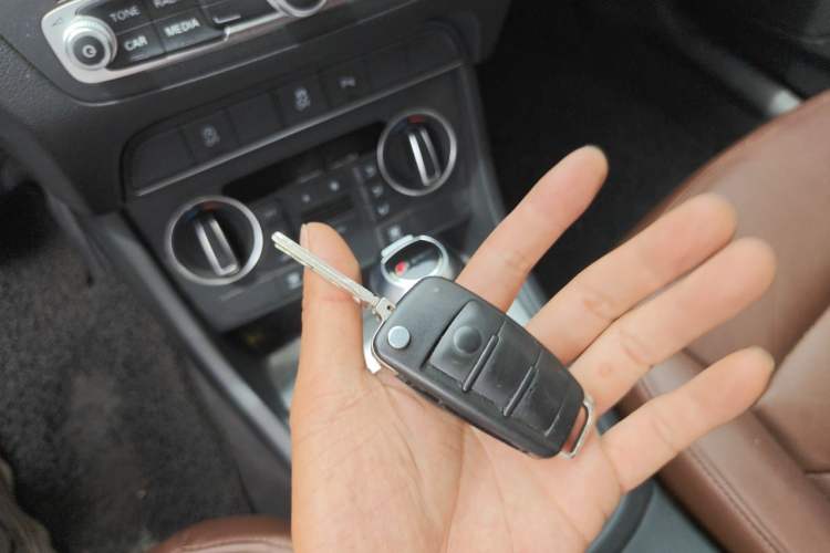 Used Audi Q3 2017 35 TFSI Fashion Model Vehicle Key