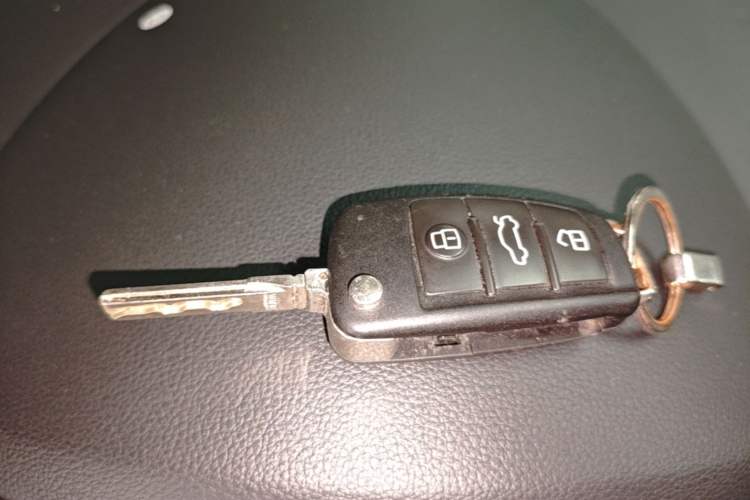 Used Audi Q3 2017 30 TFSI Fashion Model Vehicle Key