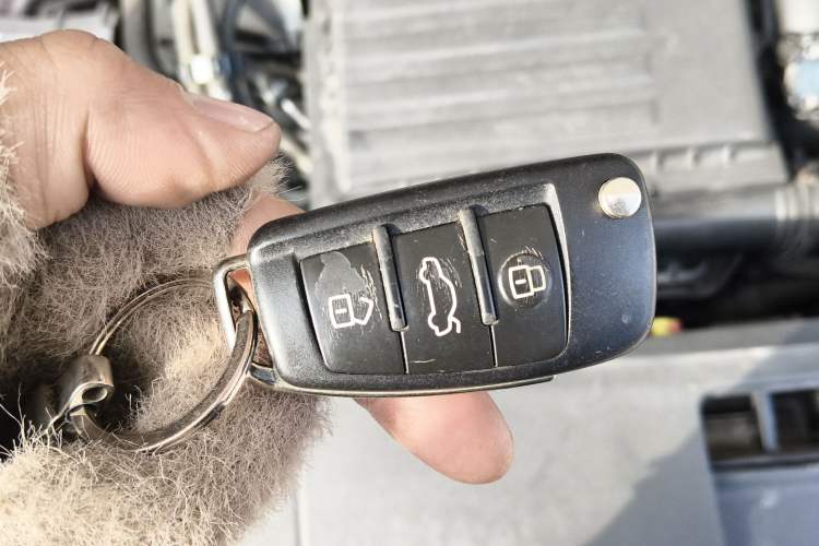 Used Audi Q3 2017 30 TFSI Fashion Model Vehicle Key