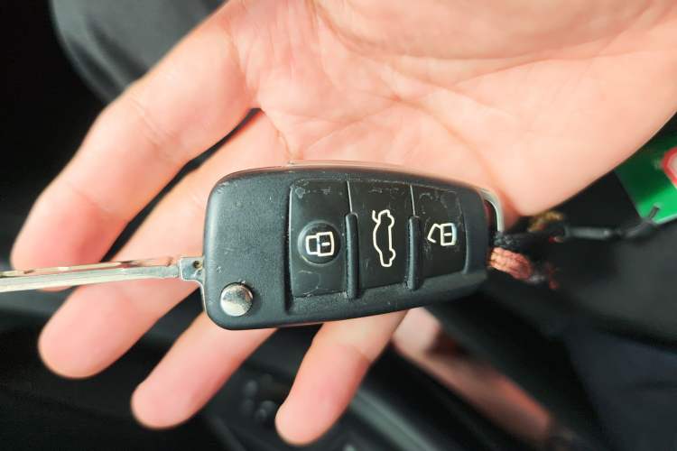 Used Audi Q3 2017 30 TFSI Fashion Model Vehicle Key