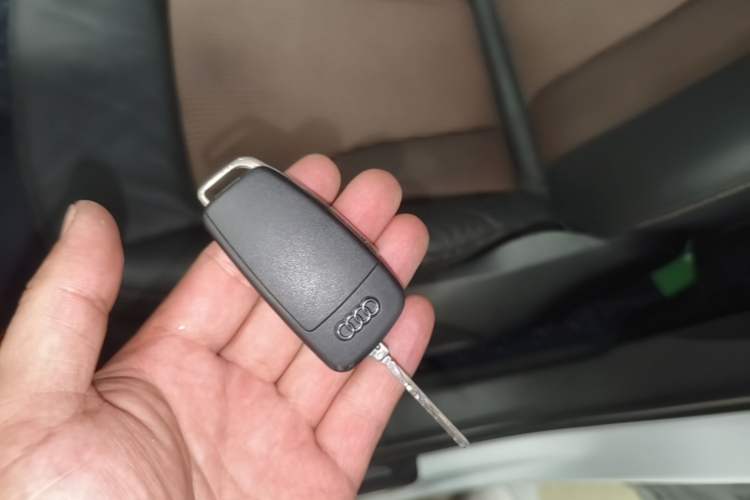 Used Audi Q3 2017 35 TFSI Fashion Model Vehicle Key