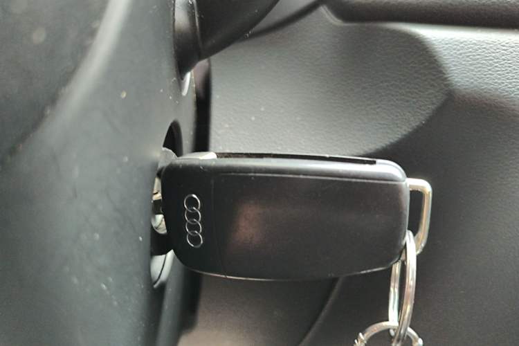Used Audi Q3 2017 30 TFSI Fashion Model Vehicle Key
