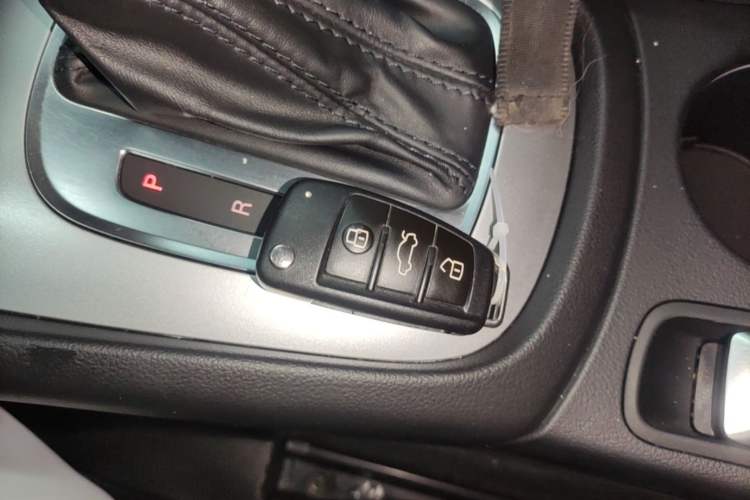 Used Audi Q3 2017 30 TFSI Fashion Model Vehicle Key