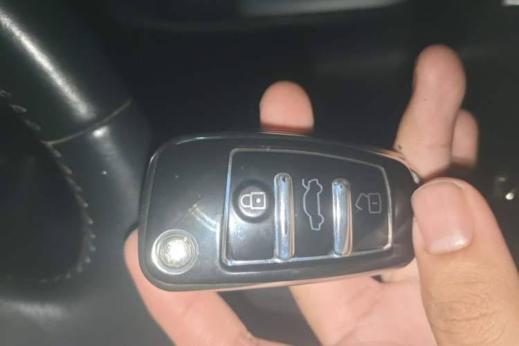 Used Audi Q3 2017 30 TFSI Fashion Model Vehicle Key
