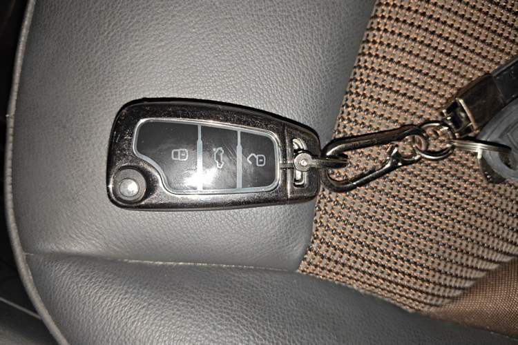 Used Audi Q3 2017 30 TFSI Fashion Model Vehicle Key