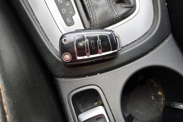 Used Audi Q3 2017 30 TFSI Fashion Model Vehicle Key