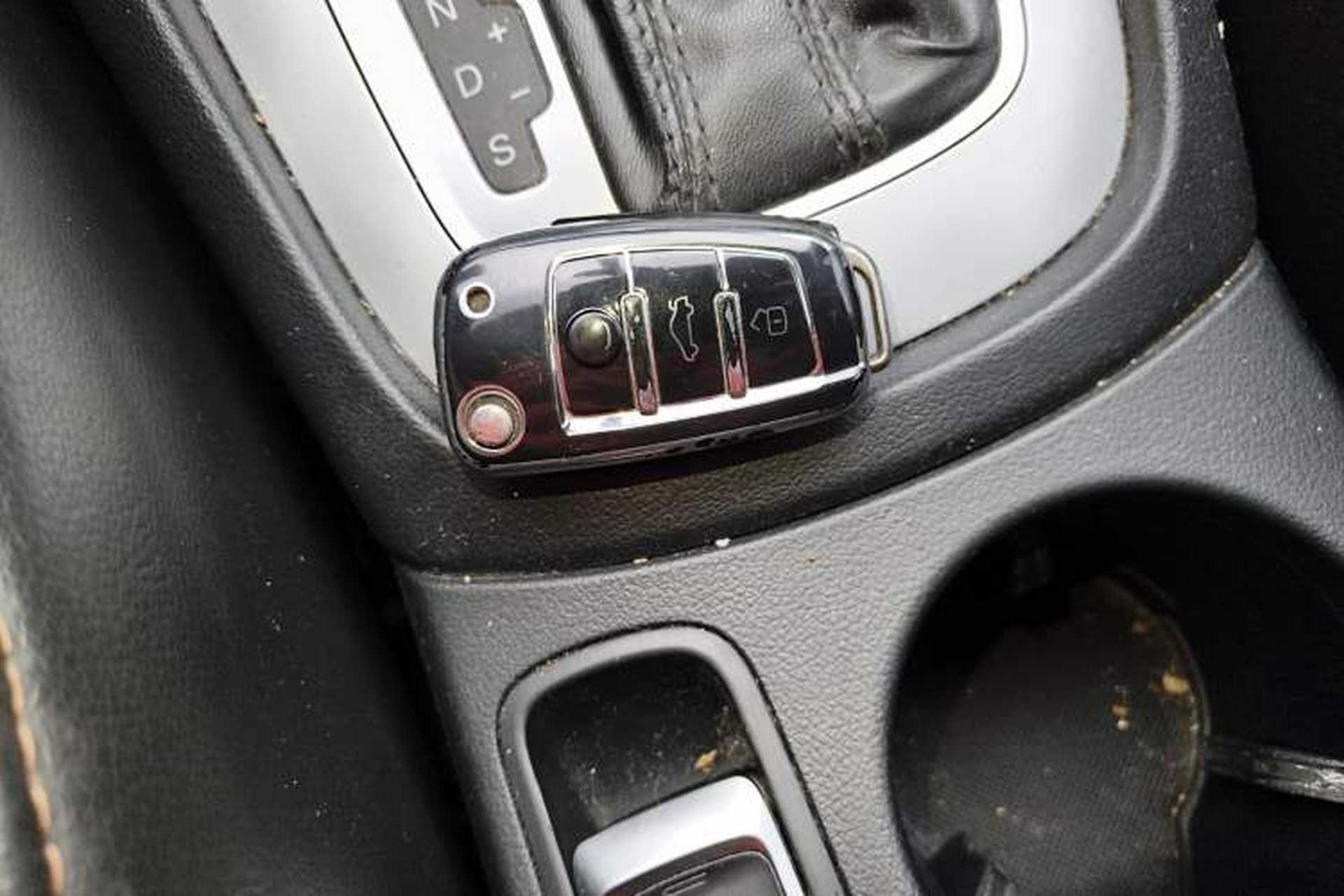 Used Audi Q3 2017 30 TFSI Fashion Model Vehicle Key
