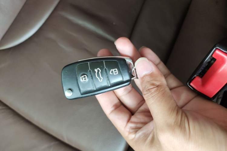 Used Audi Q3 2017 30 TFSI Fashion Model Vehicle Key