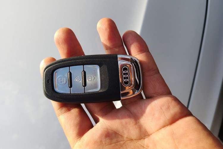 Used Audi Q3 2017 30 TFSI Fashion Model Vehicle Key