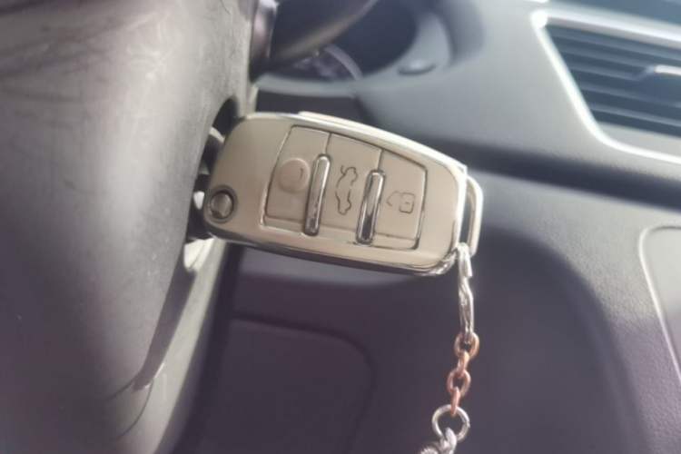 Used Audi Q3 2017 30 TFSI Fashion Model Vehicle Key