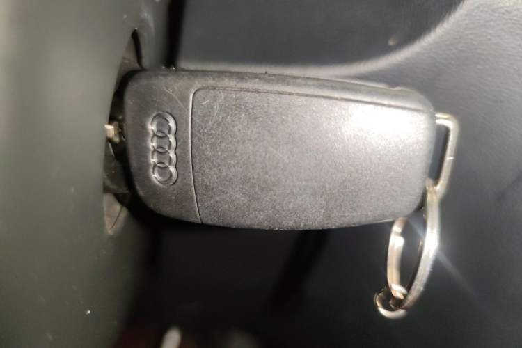 Used Audi Q3 2017 30 TFSI Fashion Model Vehicle Key