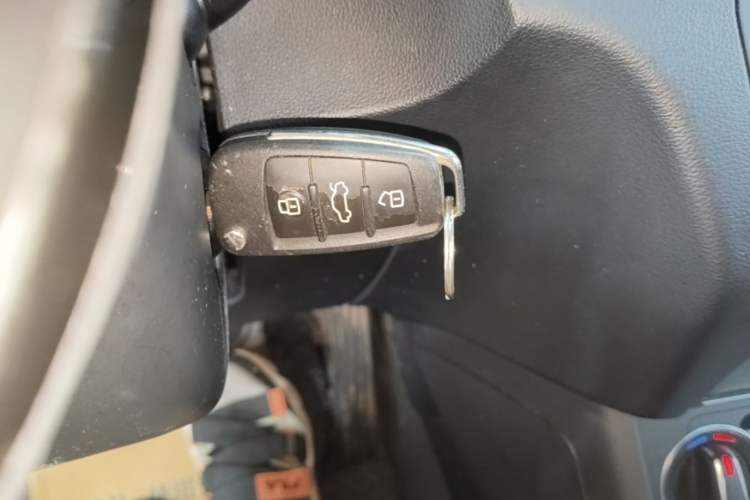Used Audi Q3 2017 30 TFSI Fashion Model Vehicle Key