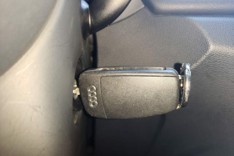 Used Audi Q3 2017 30 TFSI Fashion Model Vehicle Key