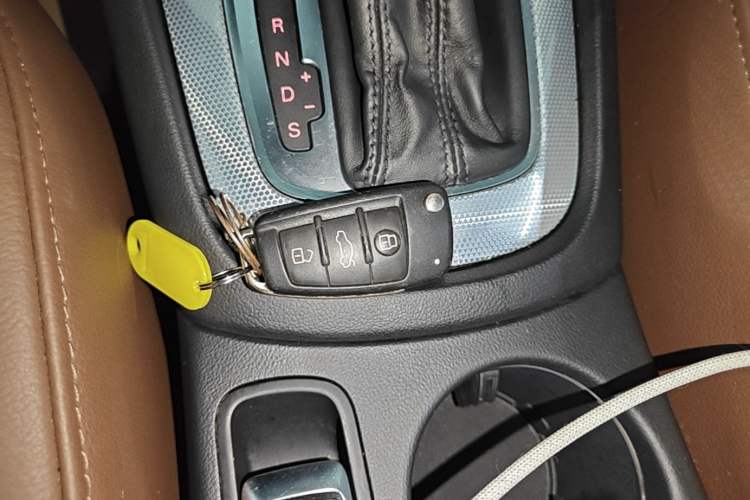 Used Audi Q3 2017 35 TFSI Fashion Model Vehicle Key
