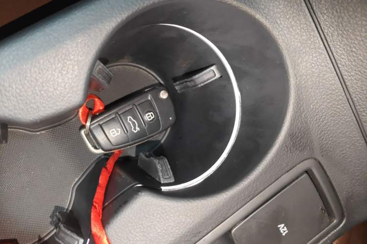 Used Audi Q3 2017 30 TFSI Fashion Model Vehicle Key
