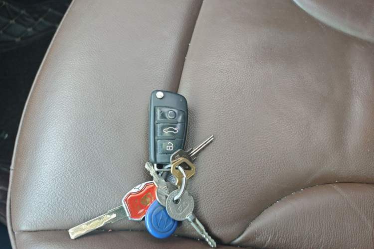 Used Audi Q3 2017 30 TFSI Fashion Model Vehicle Key