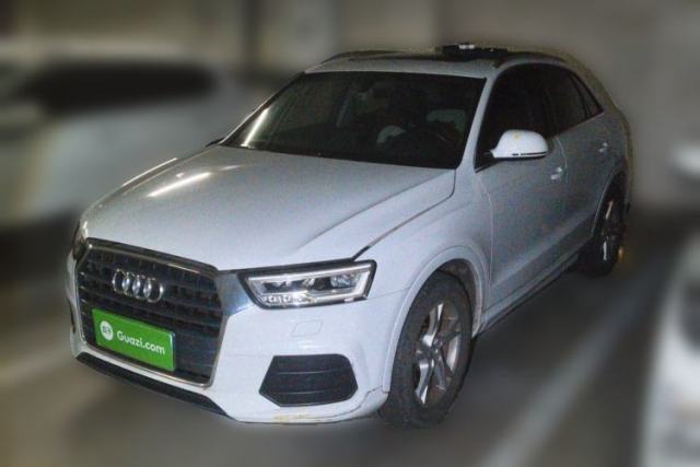 Ojetý Audi Q3 2017 30 TFSI Fashion Model