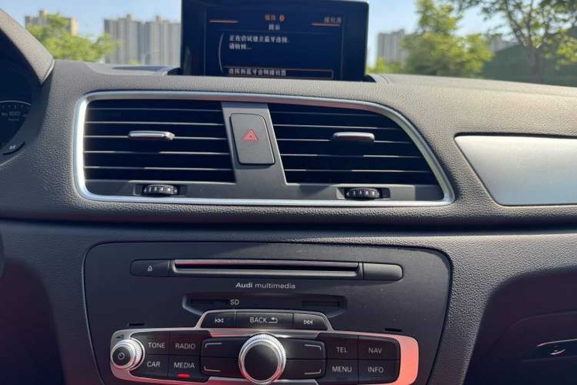 Used Audi Q3 2017 30 TFSI Fashion Model Audio And AC Panel