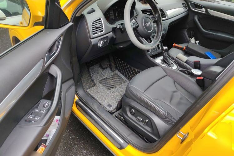 Used Audi Q3 2017 30 TFSI Fashion Model Driver Seat