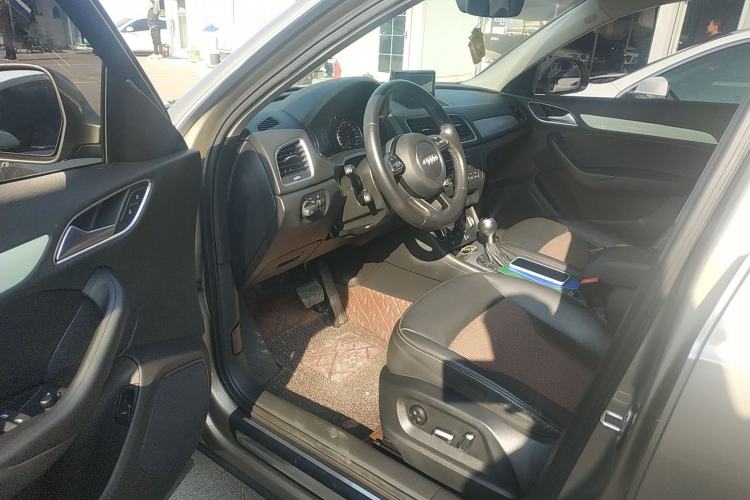 Used Audi Q3 2017 35 TFSI Fashion Model Driver Seat